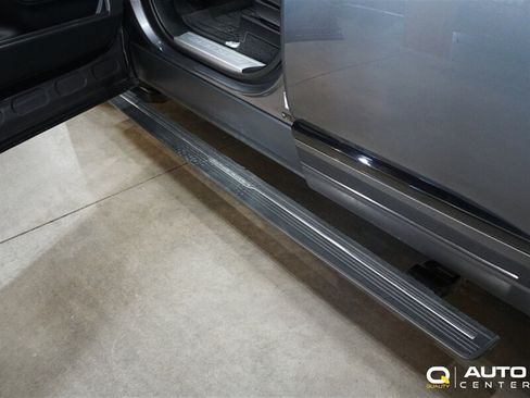 Used 2019 Land Rover Range Rover HSE AWD/4WD image 18