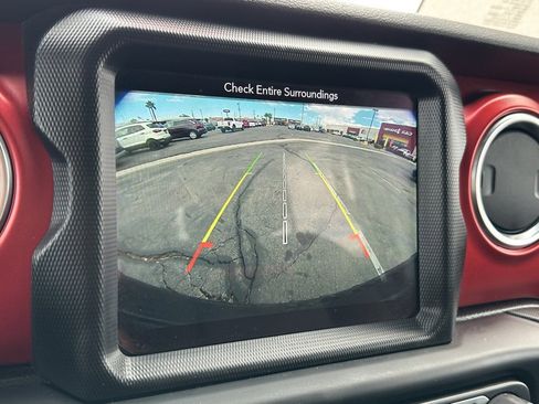 Used 2019 Jeep Wrangler Unlimited Rubicon image 25