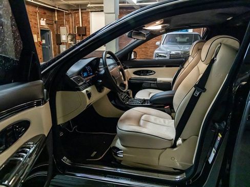 Used 2009 Maybach 62 S RWD image 81