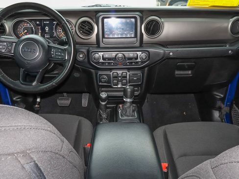 Used 2020 Jeep Gladiator Sport w/ Quick Order Package 24S AWD/4WD image 10