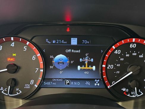 Used 2026 Nissan Frontier PRO-4X w/ Pro Premium Package image 16