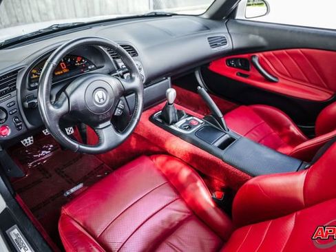 Used 2001 Honda S2000 image 2