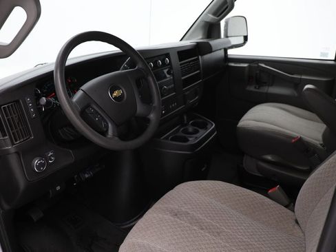 Used 2018 Chevrolet Express 3500 LT w/ LT Preferred Equipment Group image 11