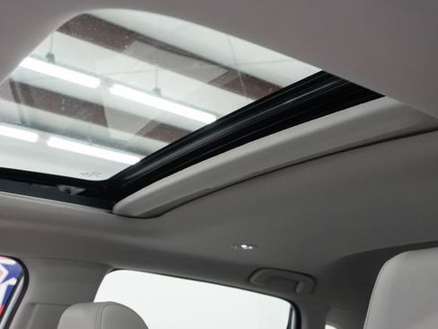 Used 2026 Honda HR-V EX-L image 4