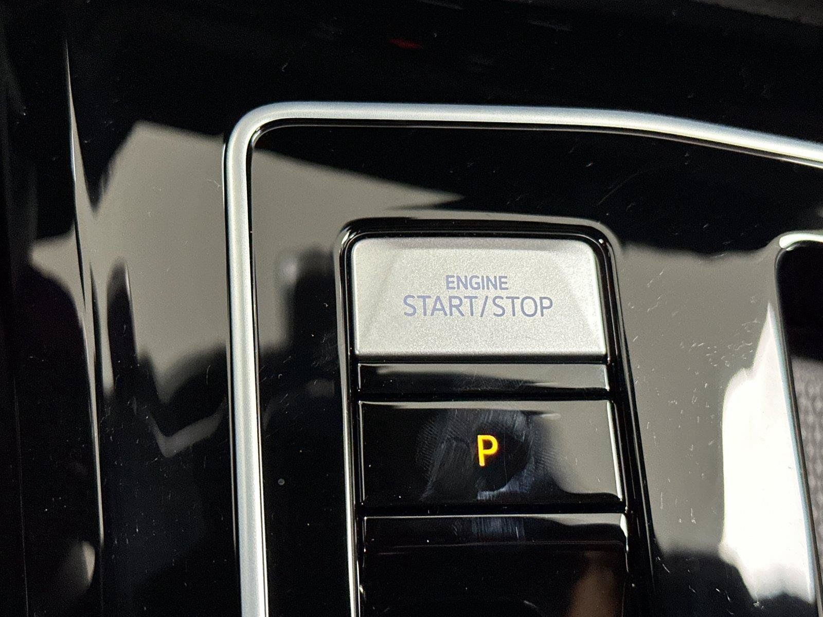 New 2026 Volkswagen Golf w/ Euro Style Package AWD/4WD image 22