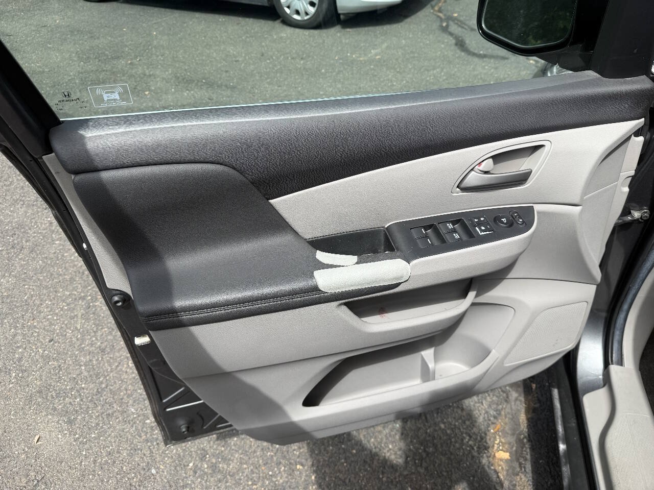 Used 2012 Honda Odyssey EX-L image 9
