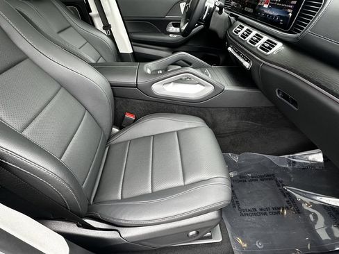 Certified 2026 Mercedes-Benz GLS 450 4MATIC image 15