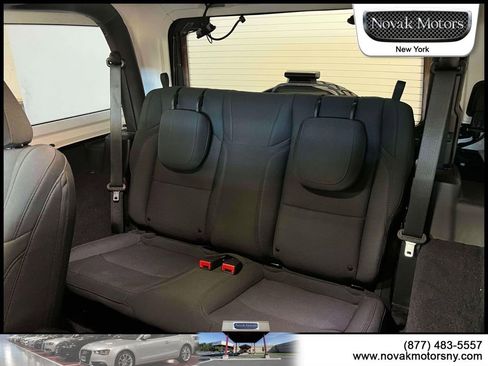 Used 2021 Jeep Wrangler Willys image 14