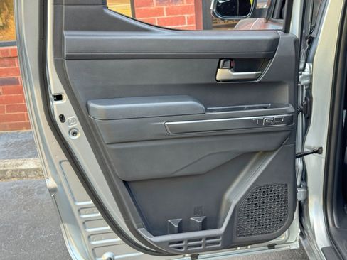 Used 2024 Toyota Tacoma TRD Off-Road w/ TRD Off Road Premium Package AWD/4WD image 43