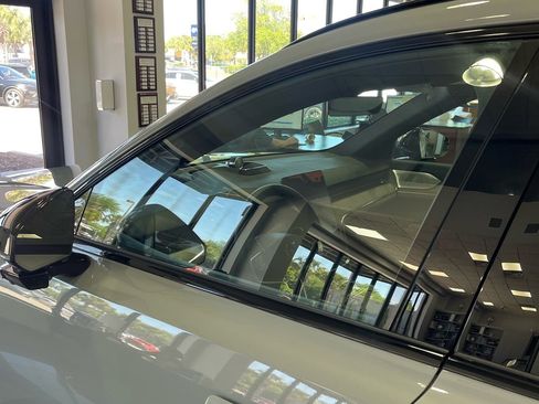 Used 2025 Volvo EX90 Ultra image 14