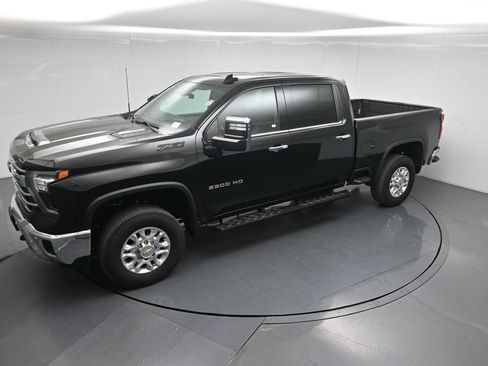 Used 2024 Chevrolet Silverado 2500 LTZ w/ LTZ Convenience Package AWD/4WD image 46