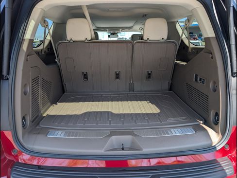 Used 2024 GMC Yukon XL Denali w/ LPO, Floor Liner Package image 20