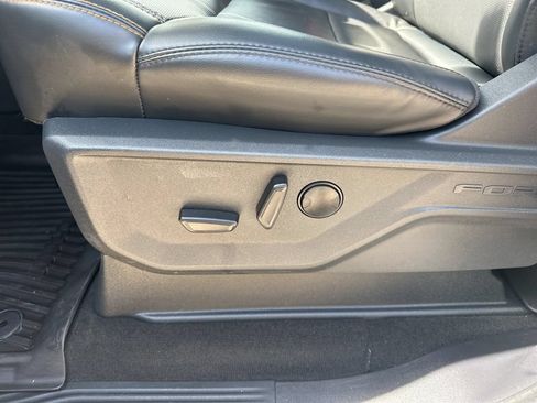 Used 2025 Ford Expedition Tremor AWD/4WD image 13