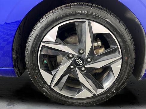 Used 2023 Hyundai Elantra Limited FWD image 61