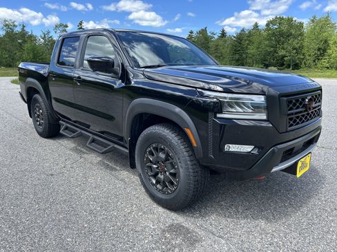 Certified 2023 Nissan Frontier PRO-4X w/ Pro-4X Premium Package AWD/4WD image 3