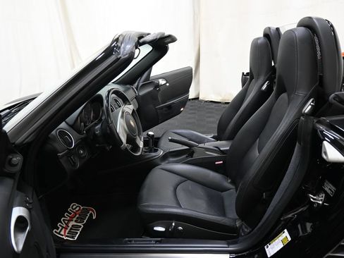 Used 2010 Porsche Boxster RWD image 7