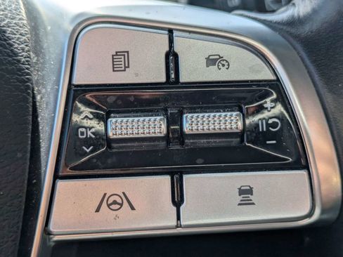 Used 2025 Kia Telluride S FWD image 29