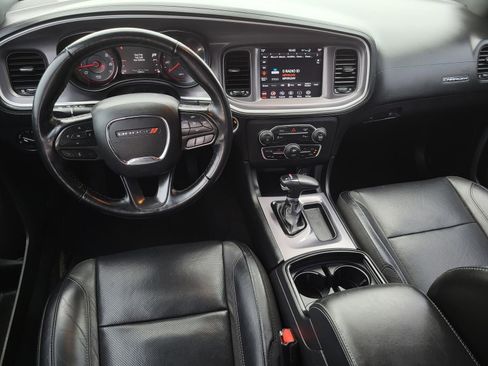 Used 2020 Dodge Charger SXT w/ Plus Group RWD image 2