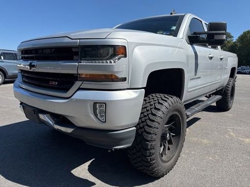 Used 2017 Chevrolet Silverado 1500 LT w/ All Star Edition AWD/4WD image 1