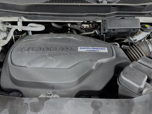 Certified 2019 Honda Passport Touring image 31