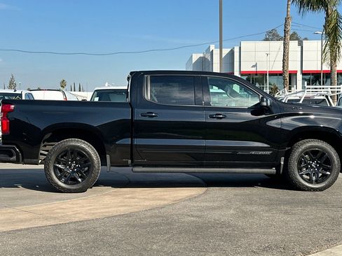 Certified 2025 Chevrolet Silverado 1500 High Country w/ Midnight Edition image 3