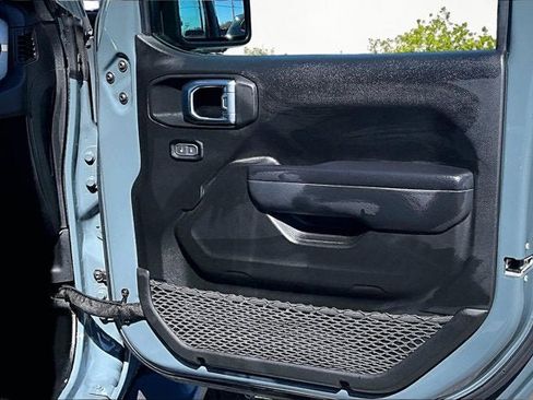 Used 2024 Jeep Wrangler Sport S image 24