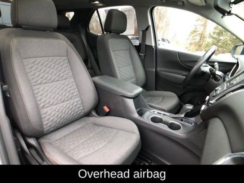Used 2021 Chevrolet Equinox LT image 25