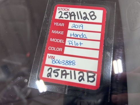 Used 2019 Honda Pilot Touring image 27