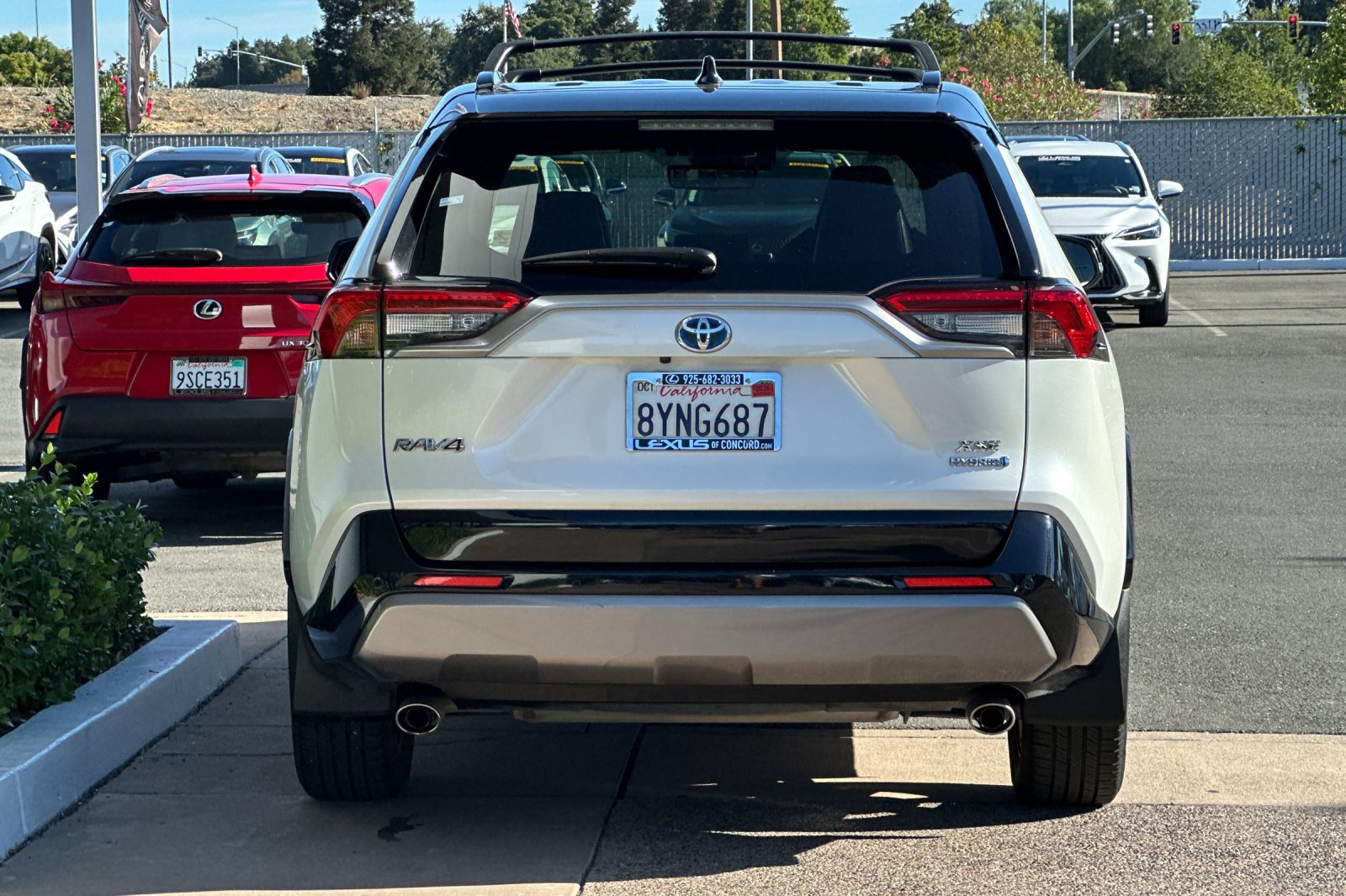 Used 2021 Toyota RAV4 XSE AWD/4WD image 5