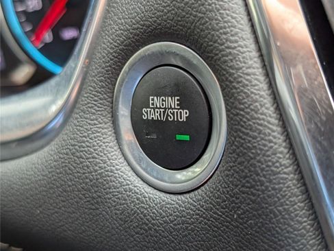 Used 2023 Chevrolet Traverse LT AWD/4WD image 27