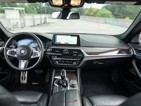 Used 2019 BMW M550i xDrive AWD/4WD image 13
