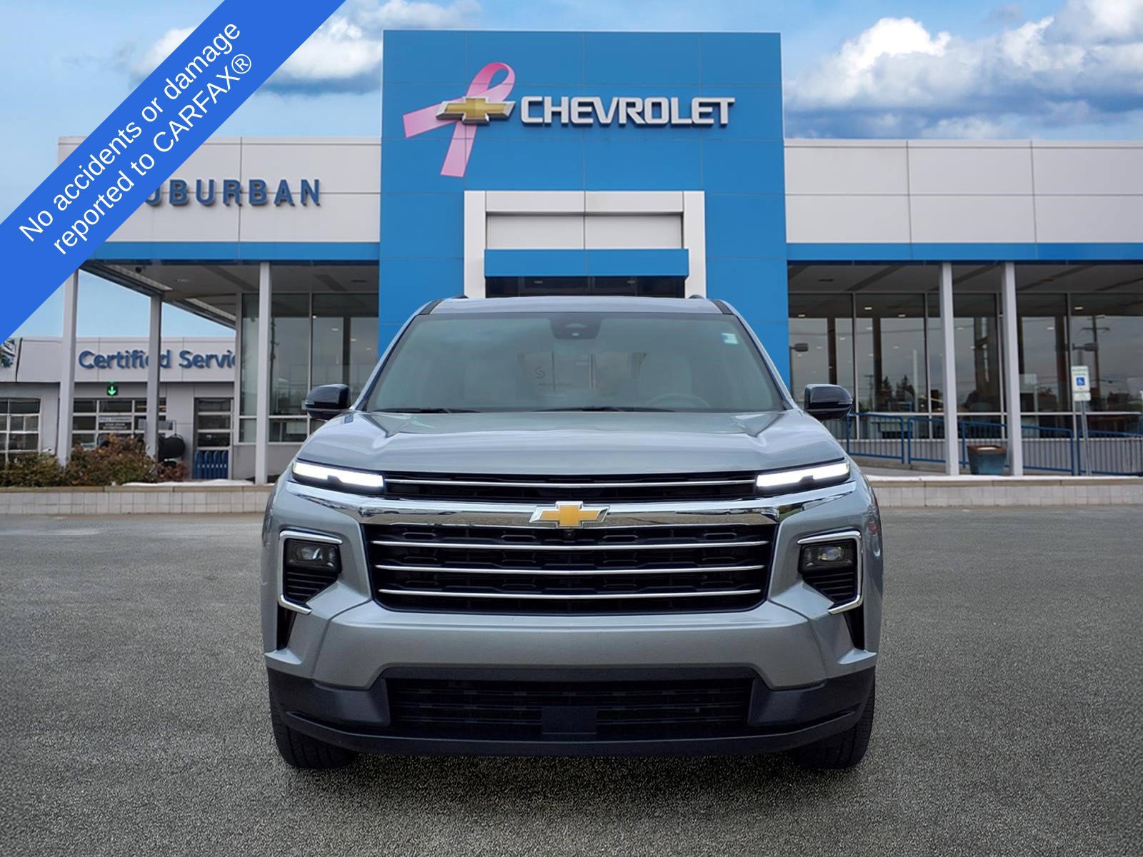 Used 2026 Chevrolet Traverse LT w/ Driver Confidence Package FWD image 2