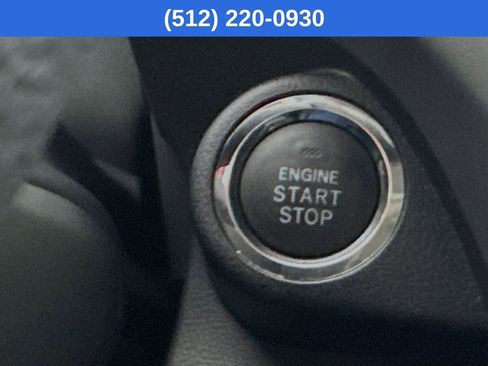 Used 2025 Subaru Crosstrek 2.0i Premium image 19