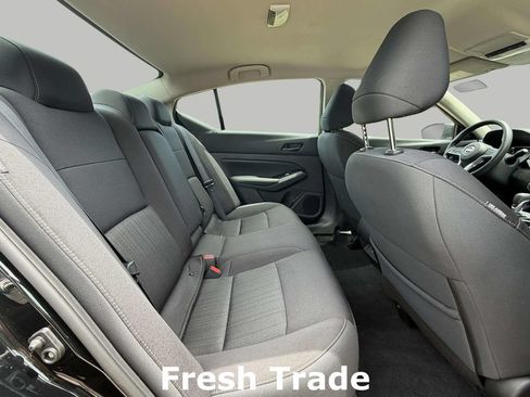 Used 2023 Nissan Altima 2.5 SV AWD/4WD image 12