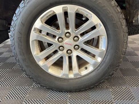 Used 2015 GMC Canyon SLT w/ Driver Alert Package image 9