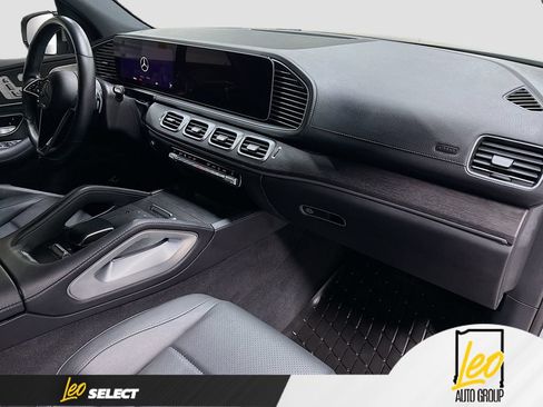 Used 2024 Mercedes-Benz GLS 450 4MATIC image 34