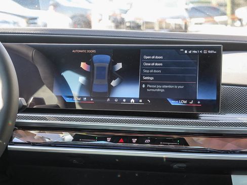 New 2026 BMW 760i xDrive w/ Executive Package AWD/4WD image 14
