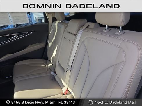 Used 2023 Lincoln Nautilus Standard image 18