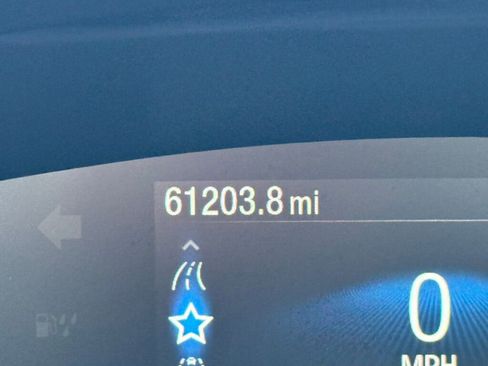 Used 2020 Ford Escape SE image 32