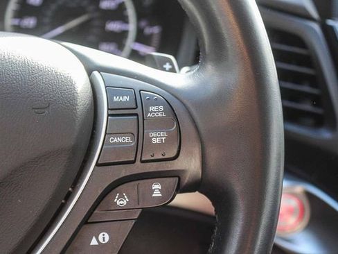 Used 2020 Acura ILX w/ Premium Package image 32