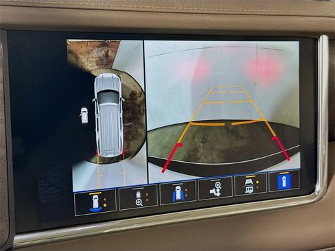 Certified 2023 GMC Yukon Denali image 12