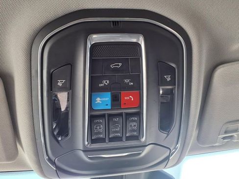 Used 2021 Jeep Grand Cherokee L Limited AWD/4WD image 22