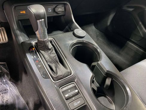 Used 2025 Honda Civic Sport image 31