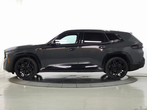 Used 2023 BMW XM AWD/4WD image 5