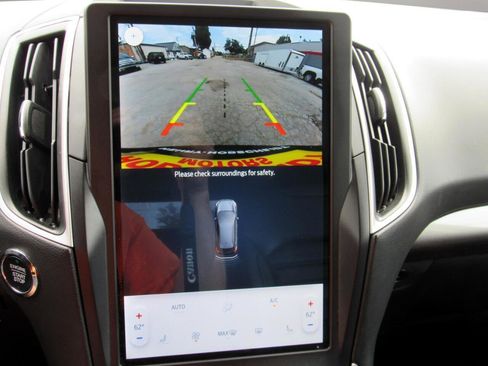 Used 2024 Ford Edge SEL image 24