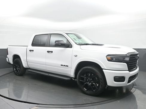 New 2026 RAM 1500 Laramie w/ Night Edition AWD/4WD image 7