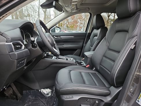 New 2025 MAZDA CX-5 AWD 2.5 S w/ Preferred Package image 11