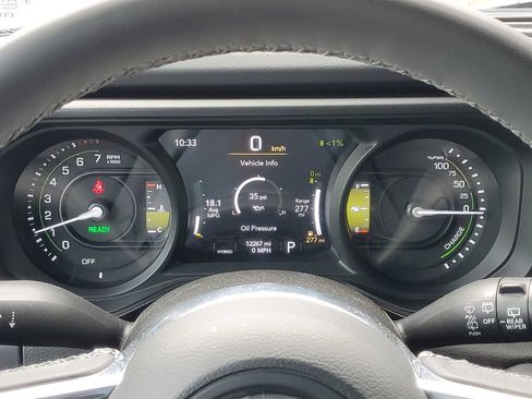 Certified 2025 Jeep Wrangler Unlimited Sahara w/ Safety Group AWD/4WD image 26
