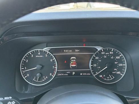 Used 2025 Nissan Pathfinder SV AWD/4WD image 21