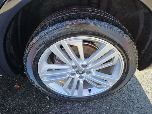 Used 2018 Audi Q5 2.0T Premium Plus w/ Premium Plus Package image 9